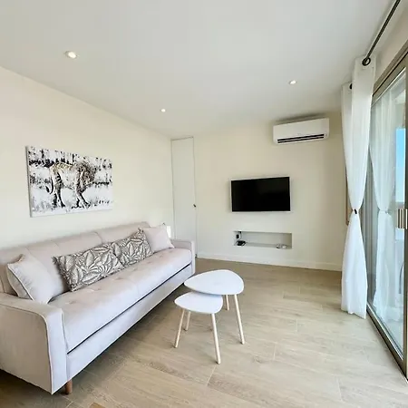 Le Palm Beach, Clim ,parking, Neuf * Cannes