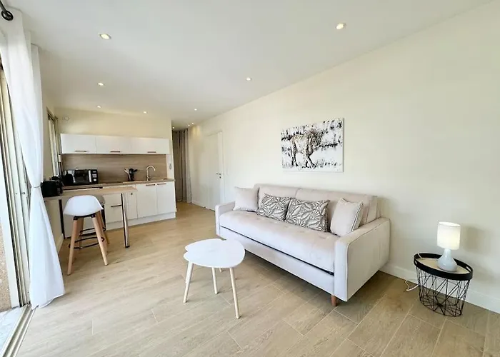 Le Palm Beach, Clim ,parking, Neuf Cannes