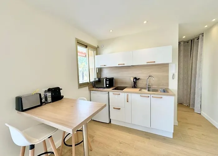 Le Palm Beach, Clim ,parking, Neuf Apartamento Cannes