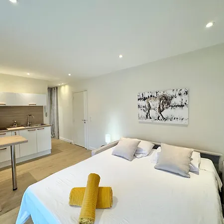 Le Palm Beach, Clim ,parking, Neuf Lägenhet *
